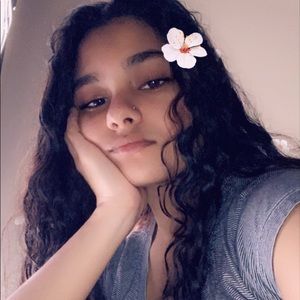 Meet your Posher, Analeah